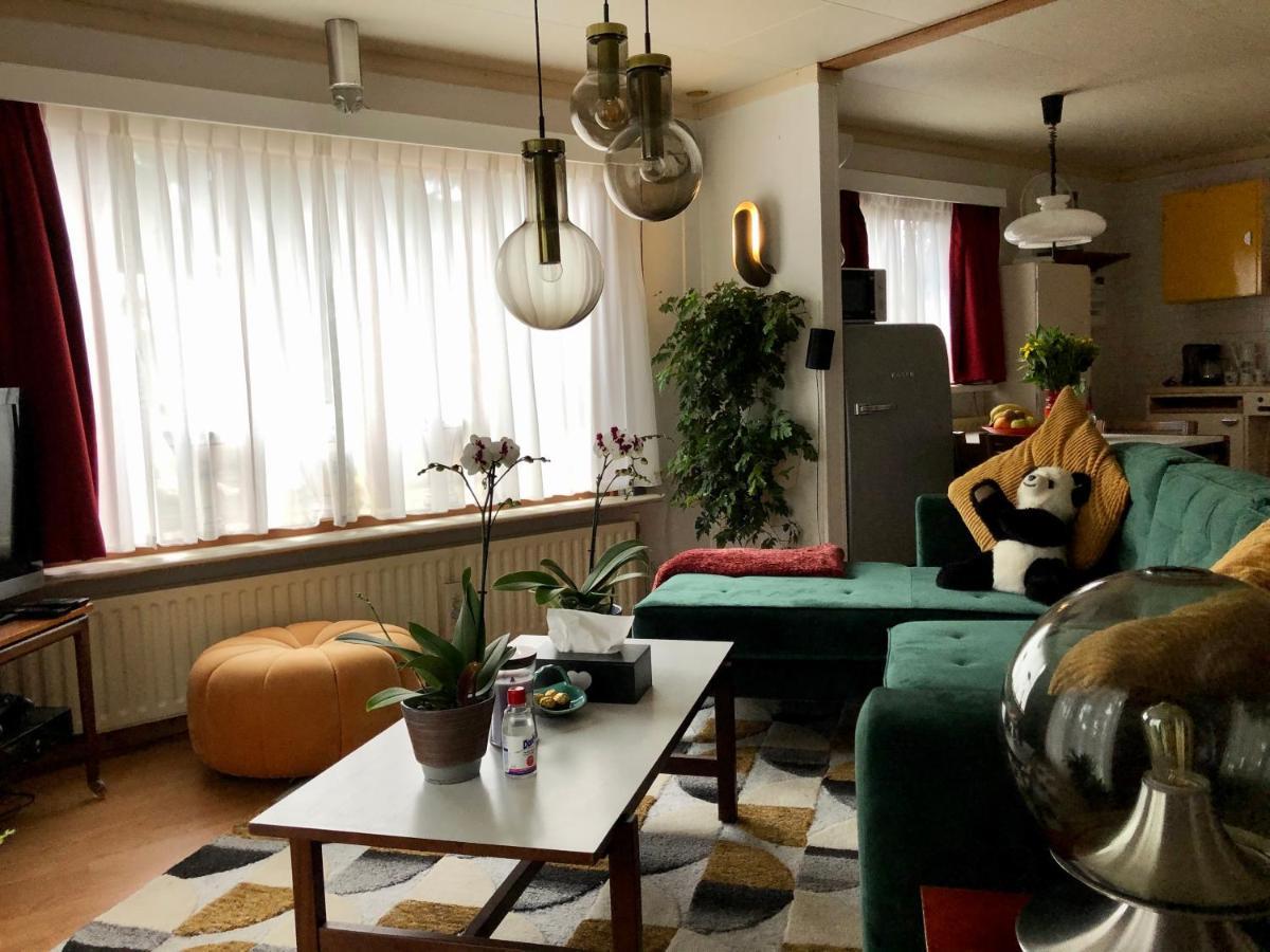 Retro Relax Resort Midden In Het Bos Op De Veluwe In プッテン エクステリア 写真