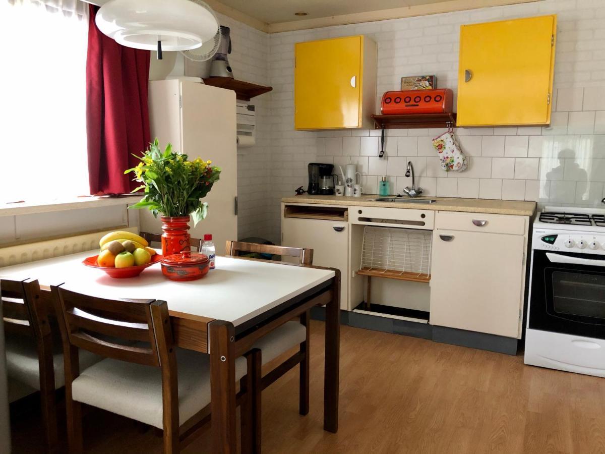 Retro Relax Resort Midden In Het Bos Op De Veluwe In プッテン エクステリア 写真