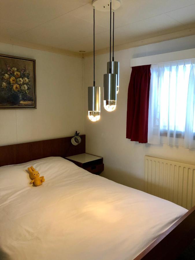 Retro Relax Resort Midden In Het Bos Op De Veluwe In プッテン エクステリア 写真