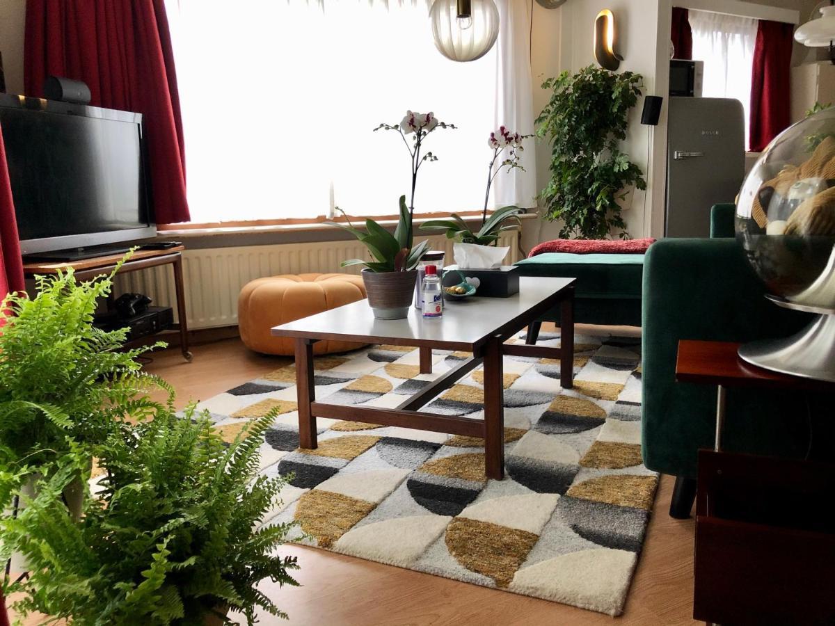 Retro Relax Resort Midden In Het Bos Op De Veluwe In プッテン エクステリア 写真