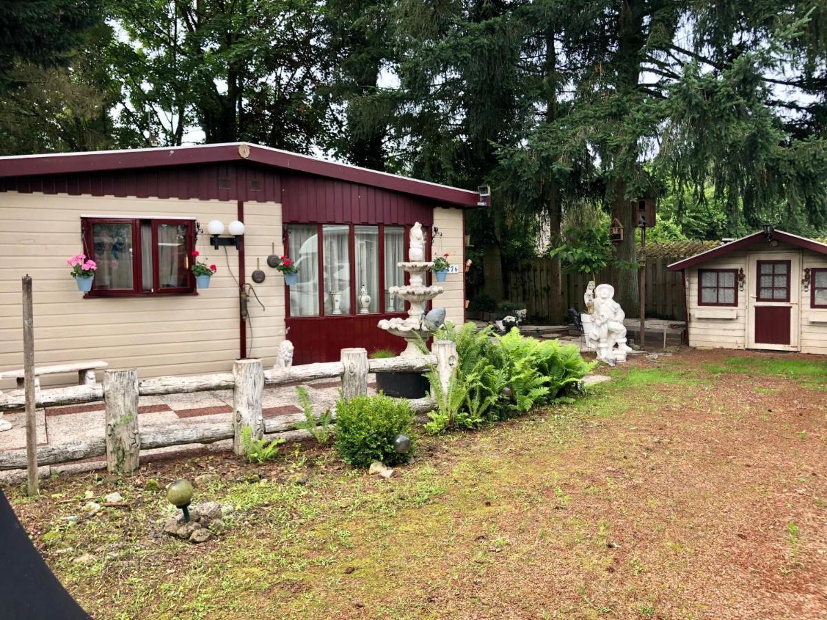 Retro Relax Resort Midden In Het Bos Op De Veluwe In プッテン エクステリア 写真